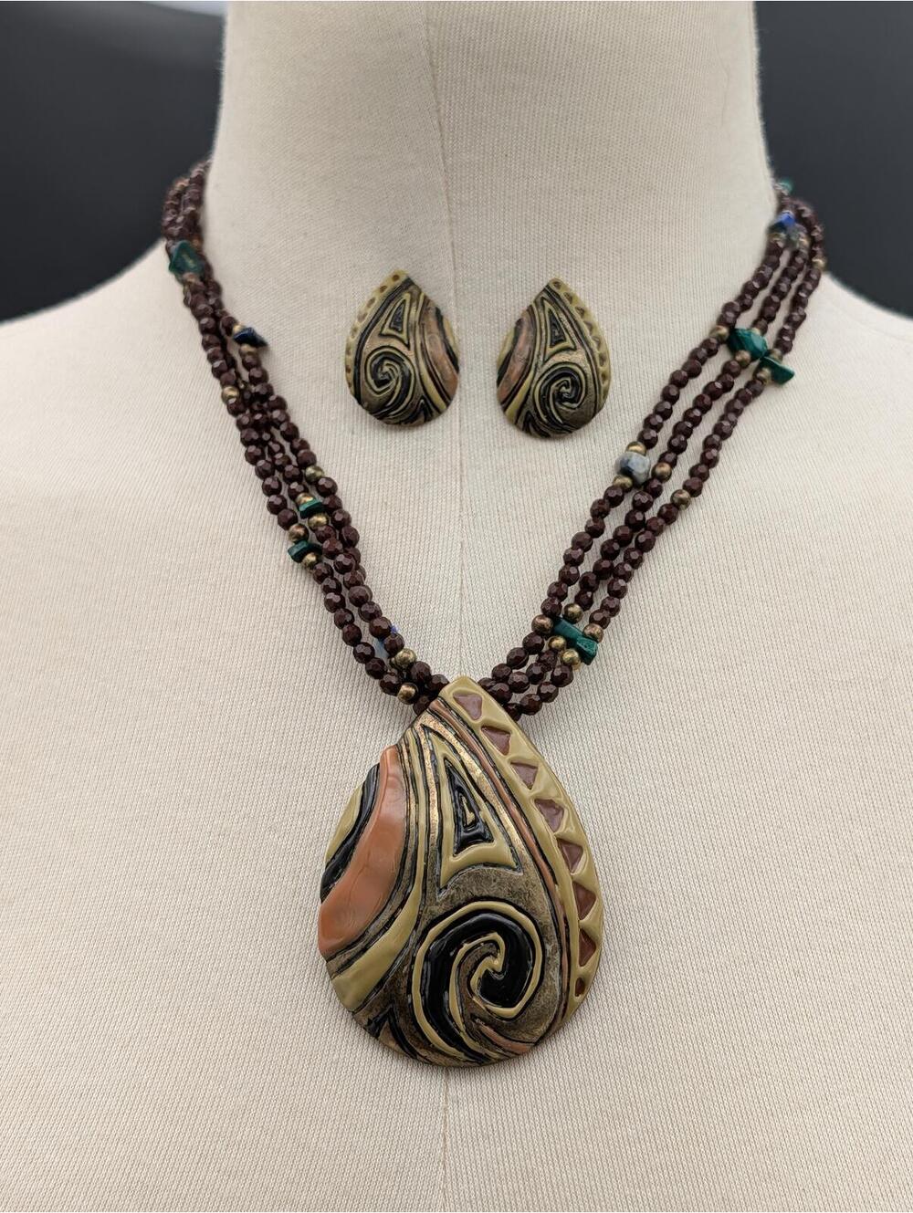 VTG Geometric Swirl Pendant Necklace Earring Set Brown Beaded Malachite Accent